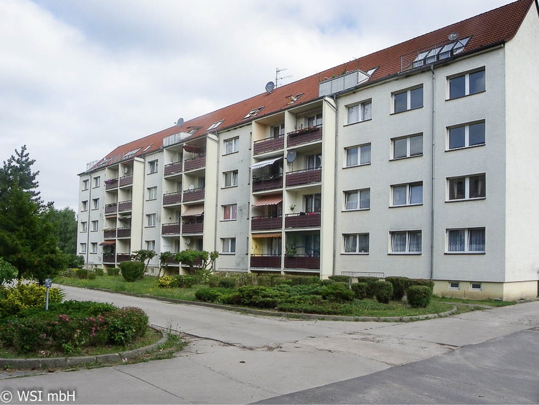 Nennhausen-Fontanestr-16-19-Hinteransicht